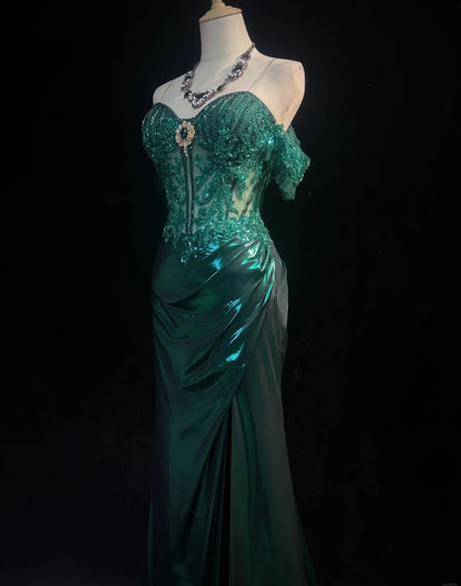 Chic Sheath Green Prom Dress Off-shoulder Satin Appliques Long Evening Dress ED07610