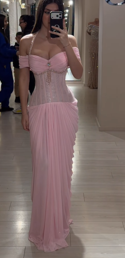 Elegantes pinkes Abschlussballkleid Off-Shoulder Etui Chiffon Perlen Lang Abendkleid ED07693