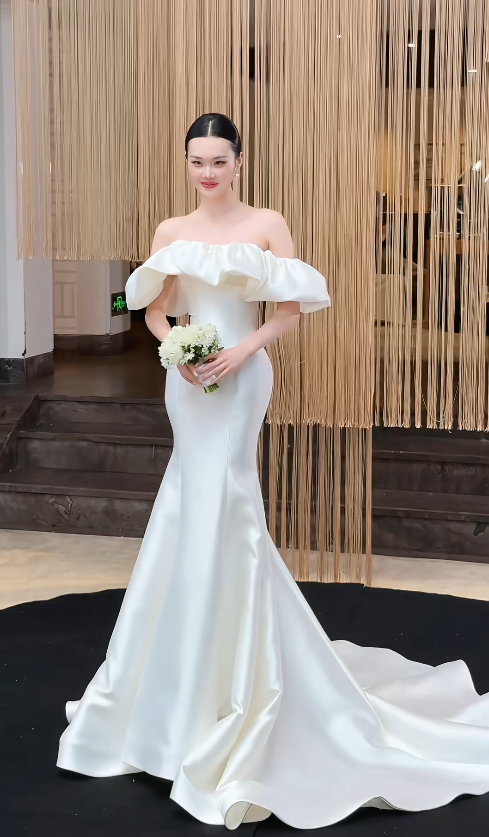 Timeless Mermaid Bridal Dress White Wedding Dress Off-shoulder Satin Birdal Gowns  ED07699
