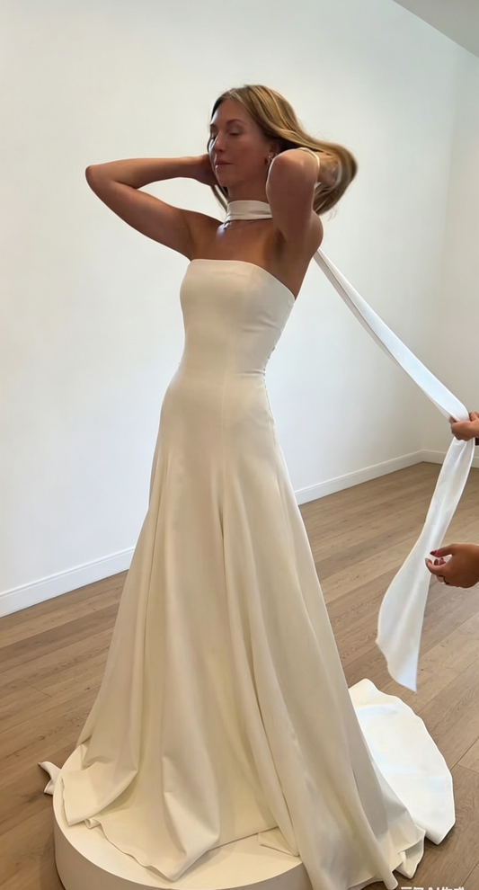 Timeless A-Line Bridal Dress White Wedding Dress Strapless Satin Birdal Gowns   ED07701