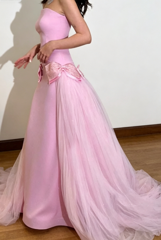 Elegantes Etui-Tüll-Abendkleid Trägerloses pinkes Ballkleid ED07709