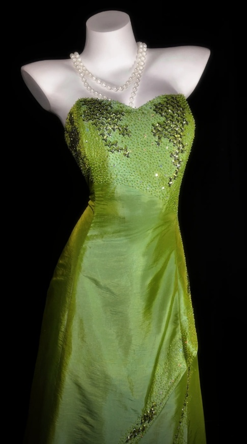 Élégante Robe Fourreau Longue de Soirée Coeur Satin Vert Robe de Bal ED07715