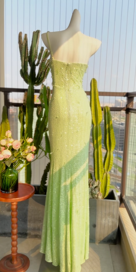 Superbe Robe de Soirée Fourreau en Chiffon Longue à Une Épaule Perles Robe de Cérémonie Verte Robe de Bal ED07724