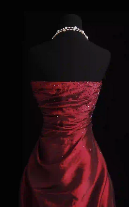 Robe de Soirée Fourreau Longue en Satin sans Bretelles Robe de Bal Magnifique Bordeaux ED07779
