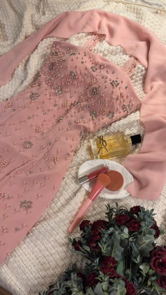 Süßes rosa Geburtstags-Kleid mit Spaghettiträgern, Etui-Form, Chiffon, Urlaubs-Kleid, perlenbesetztes kurzes Ballkleid ED07799
