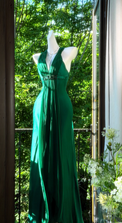 Chic Green Wedding Guest Dress Halter Sheath Satin Long Evening Dress ED07823