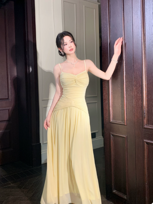 Fashion Yellow Bridesmaid Dress Spaghetti Straps Sheath Birthday Dress Chiffon Prom Dress   ED07845
