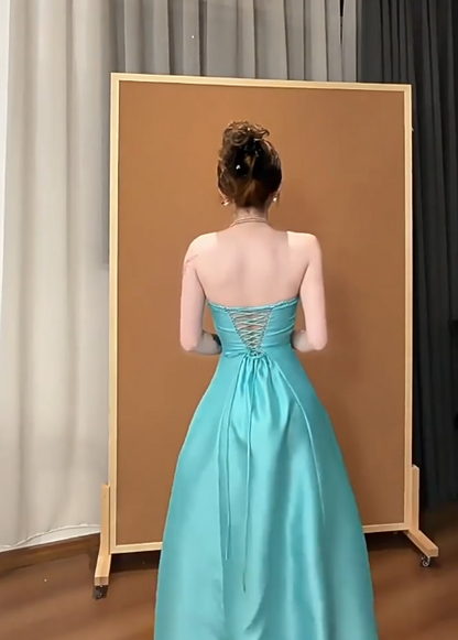 Französisches elegantes Damen-Kleid, trägerloses Urlaubskleid ED07846
