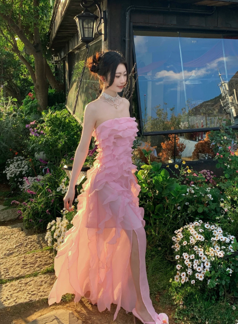 Robe d'invitée de mariage rose simple fourreau bustier d'été robe de vacances en mousseline de soie longue robe de soirée ED07872