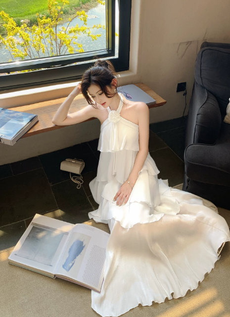Simple White Bridesmaid Dress Summer Wedding Guest Dress Sheath Halter Vacation Dress Chiffon Long Evening Dress ED07874