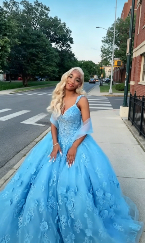 Chic Spaghetti Straps Ball Gown Sweet 16 Dress Tulle Long Evening Dress Blue Prom Dress ED07885