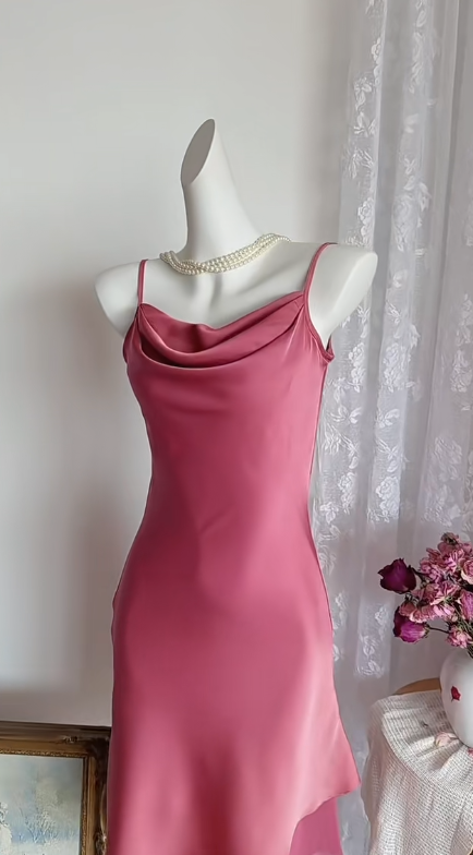 Robe de soirée chic à fines bretelles en mousseline rose courte ED07890