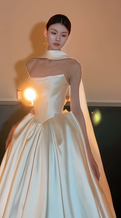 Zeitloses trägerloses A-Linien Hochzeitskleid aus Satin, Brautkleid Weiß ED07894