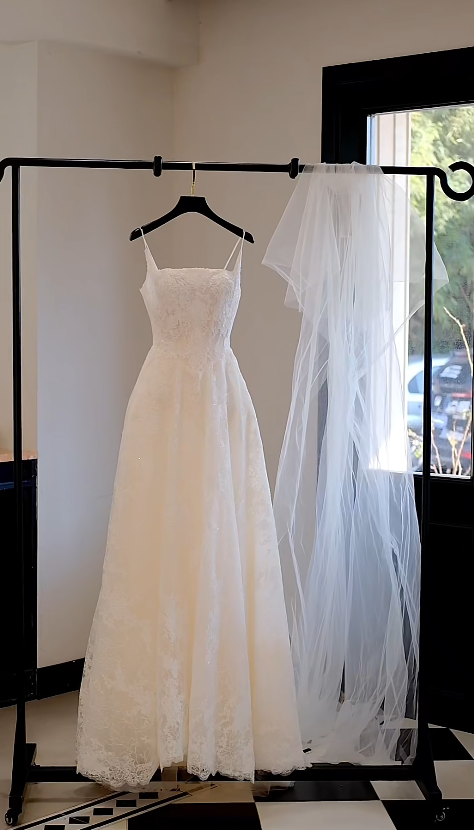 Timeless Spaghetti Straps A-Line Wedding Dress Lace Bridal Dress White Bridal Gown ED07898