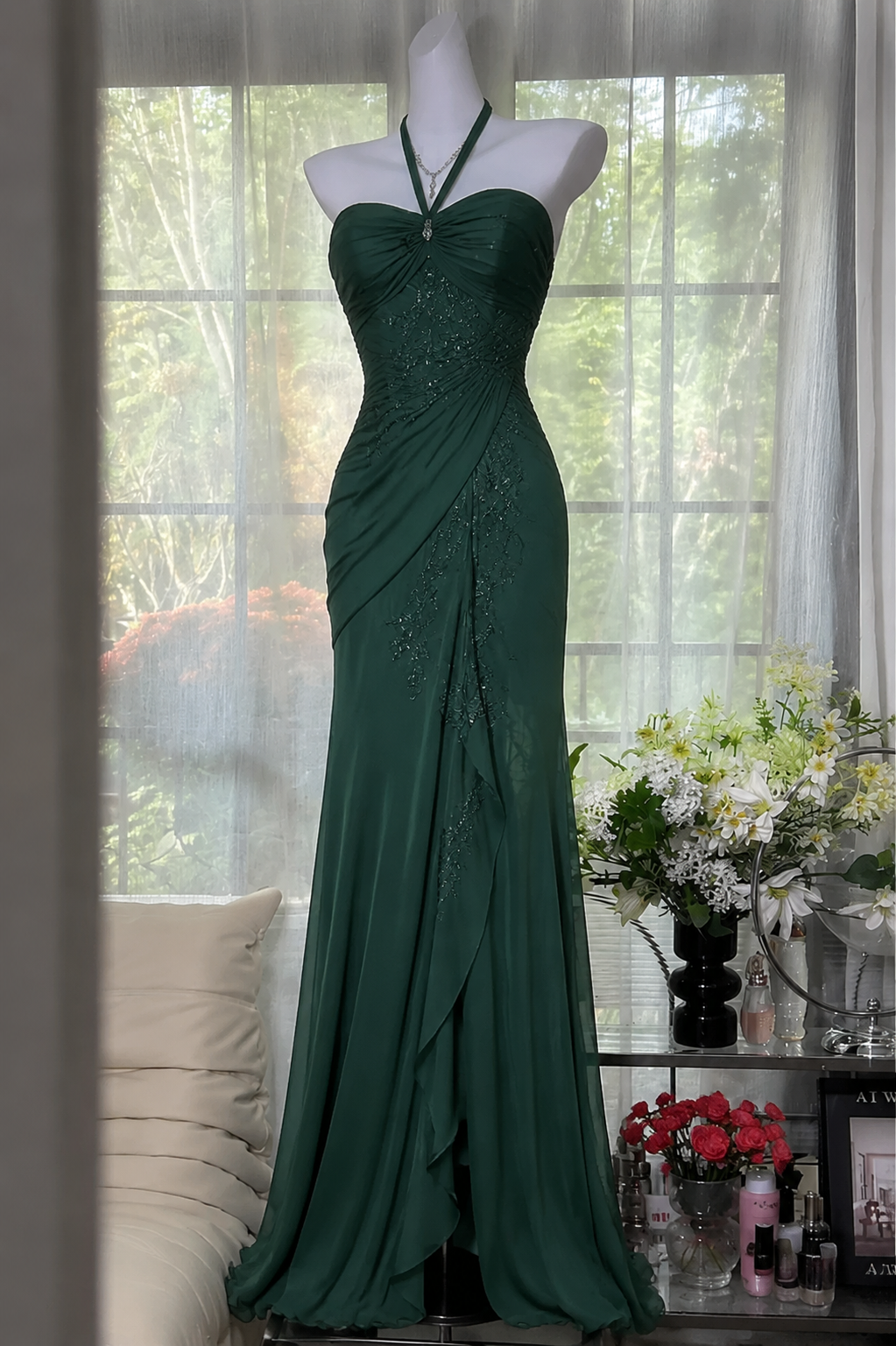 Robe longue de soirée vintage moulante à licou en mousseline perlée vert foncé pour bal de promo ED07910