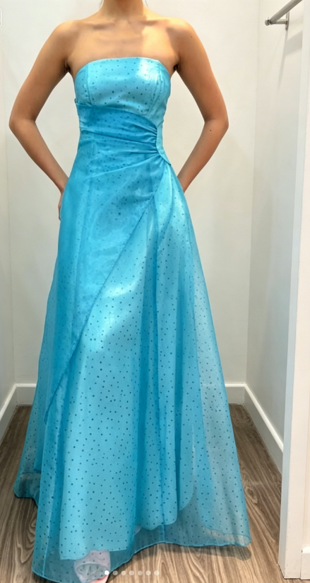 Elegantes trägerloses A-Linien-Abendkleid aus Tüll mit Perlen, langes Ballkleid Blau ED07921