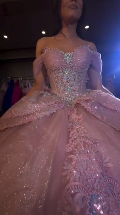 Magnifique Robe de Bal en Tulle à Perles Épaules Dénudées, Robe de Quinceañera Rose Douce 16 Ans ED07926