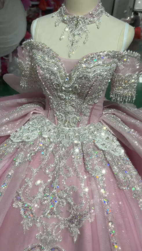 Superbe robe de bal sans épaules en tulle avec appliques, robe de soirée pour quinceañera, robe rose pour les 16 ans ED07929