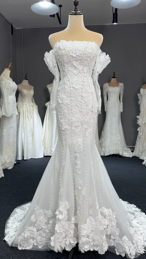 Timeless Strapless Mermaid Wedding Dress Tulle Appliques  Bridal Gown White Bridal Dress ED07975