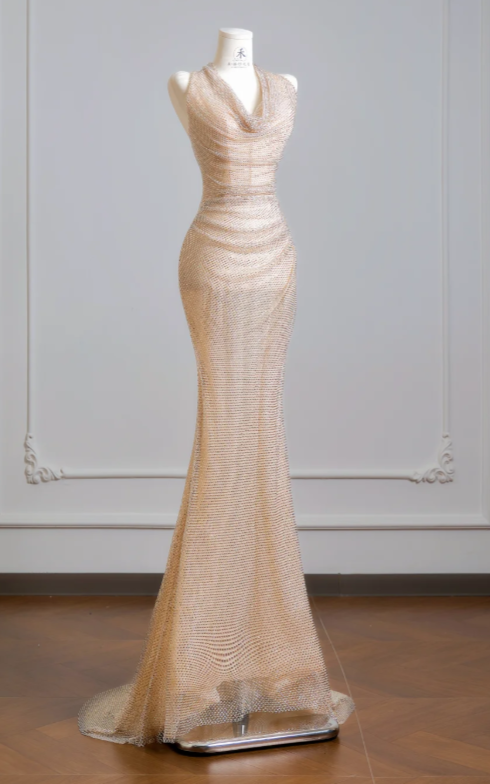 Chic Halter Sheath Chiffon Rhinstones Long Evening Dress Champagne Prom Dress ED07987