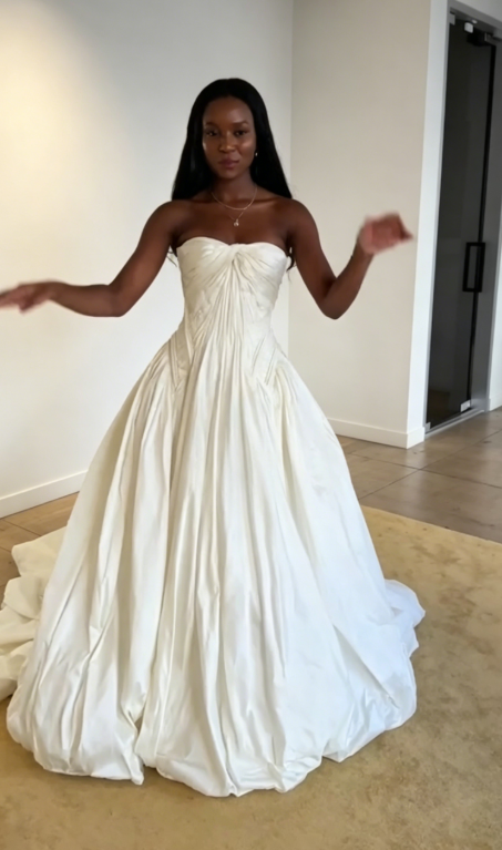 Timeless Sweetheart A-Line Long Wedding Dress Tulle Beaded Bridal Gown White Bridal Dress ED08059