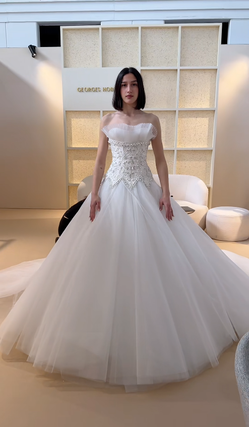 Timeless Strapless A-Line Long Wedding Dress Tulle Bridal Gown White Bridal Dress ED08060