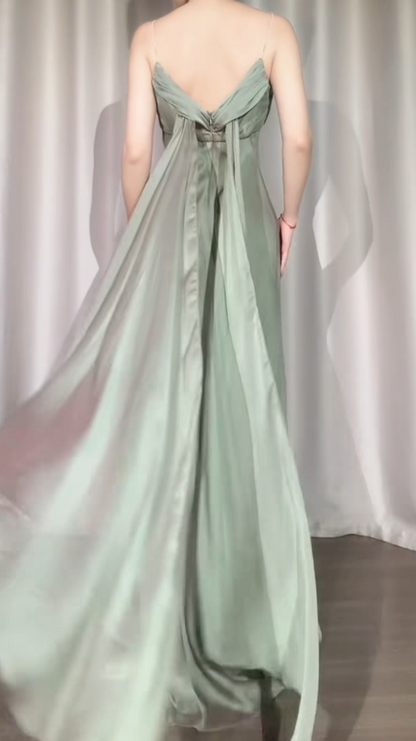 Robe de Bal Chic Vert Tendre Bretelles Fines Fourreau en Mousseline Longue Robe de Soirée ED08061
