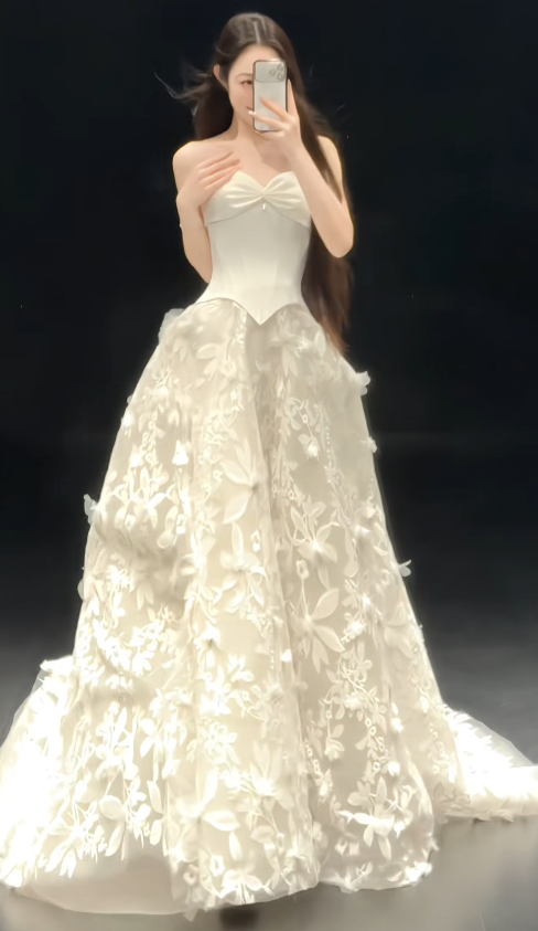 Timeless Strapless Sheath Wedding Dress Chiffon Bridal Gown White Bridal Dress ED08107