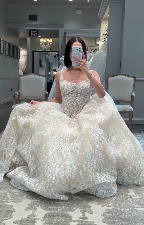 Timeless Straps A-Line Wedding Dress Lace Bridal Gown White Bridal Dress ED08109