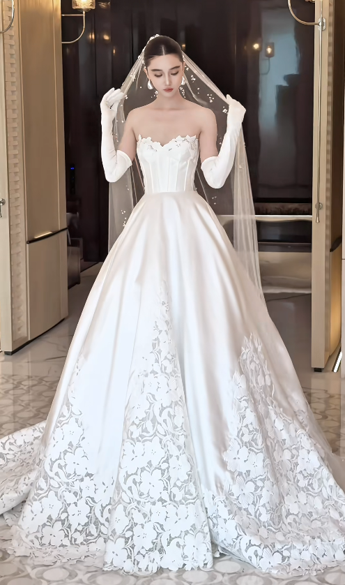Timeless Sweetheart A-Line Wedding Dress White Bridal Gown Satin Bridal Dress ED08194