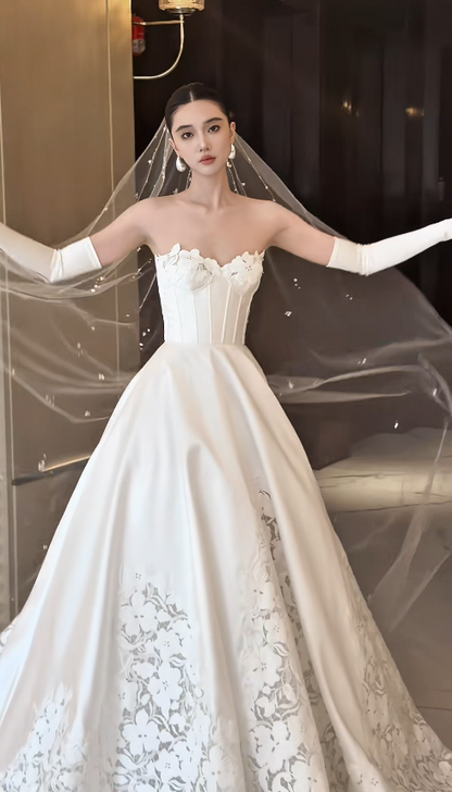 Timeless Sweetheart A-Line Wedding Dress White Bridal Gown Satin Bridal Dress ED08194