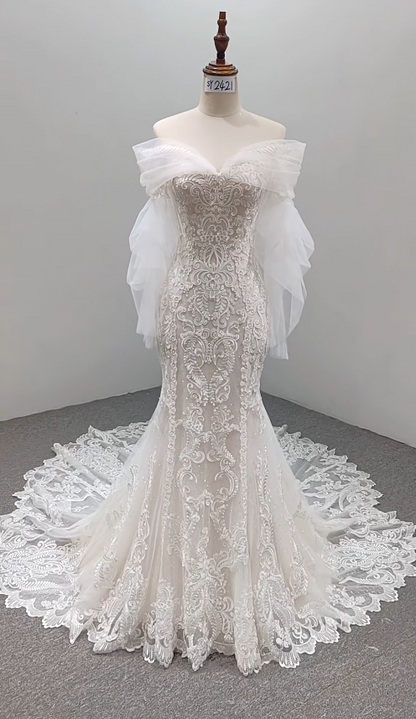 Zeitloses schulterfreies Meerjungfrauen-Brautkleid Weißes Brautkleid Applikationsspitze Brautkleid ED08195