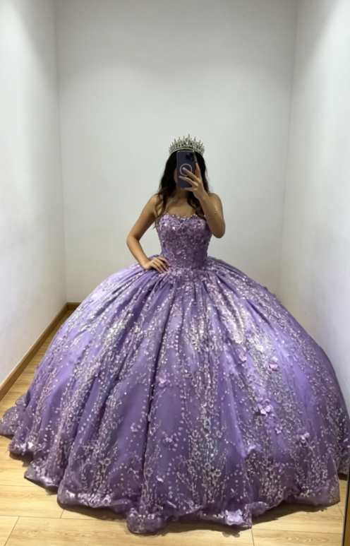 Wunderschönes trägerloses Ballkleid Quinceanera Kleid Tüll Perlen Lila Sweet 16 Kleid ED08196
