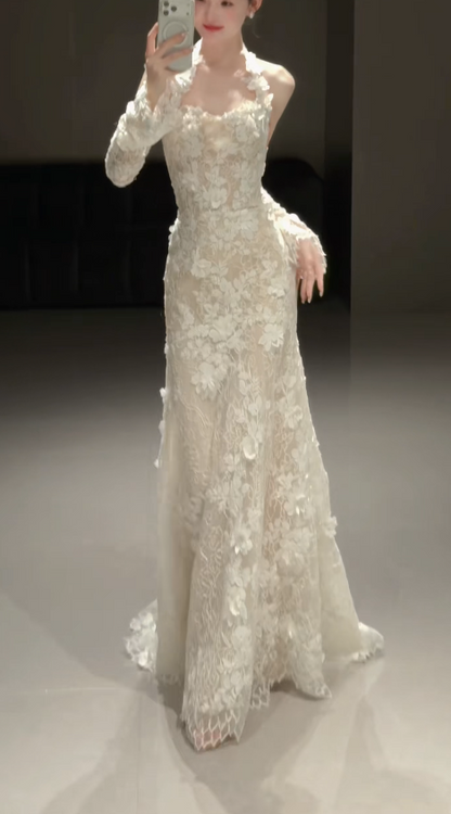Robe de mariée fourreau modeste à licou, avec applications en dentelle, robe de mariée blanche ED08214