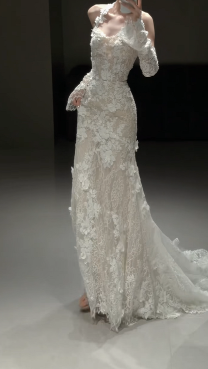 Robe de mariée fourreau modeste à licou, avec applications en dentelle, robe de mariée blanche ED08214