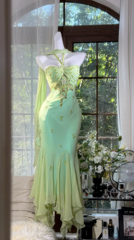 Elegant Halter Sheath Chiffon Beaded Long Evening Dress Green Prom Dress ED08228