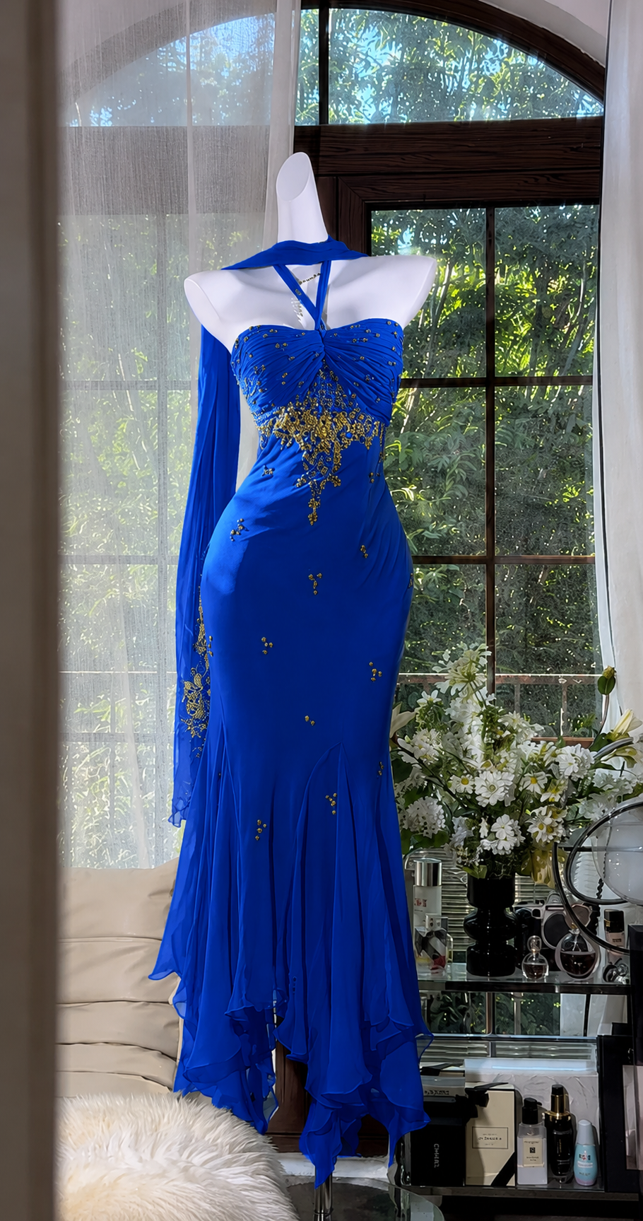 Vintage Halter Sheath Chiffon Beaded Long Evening Dress Royal Blue Prom Dress ED08235