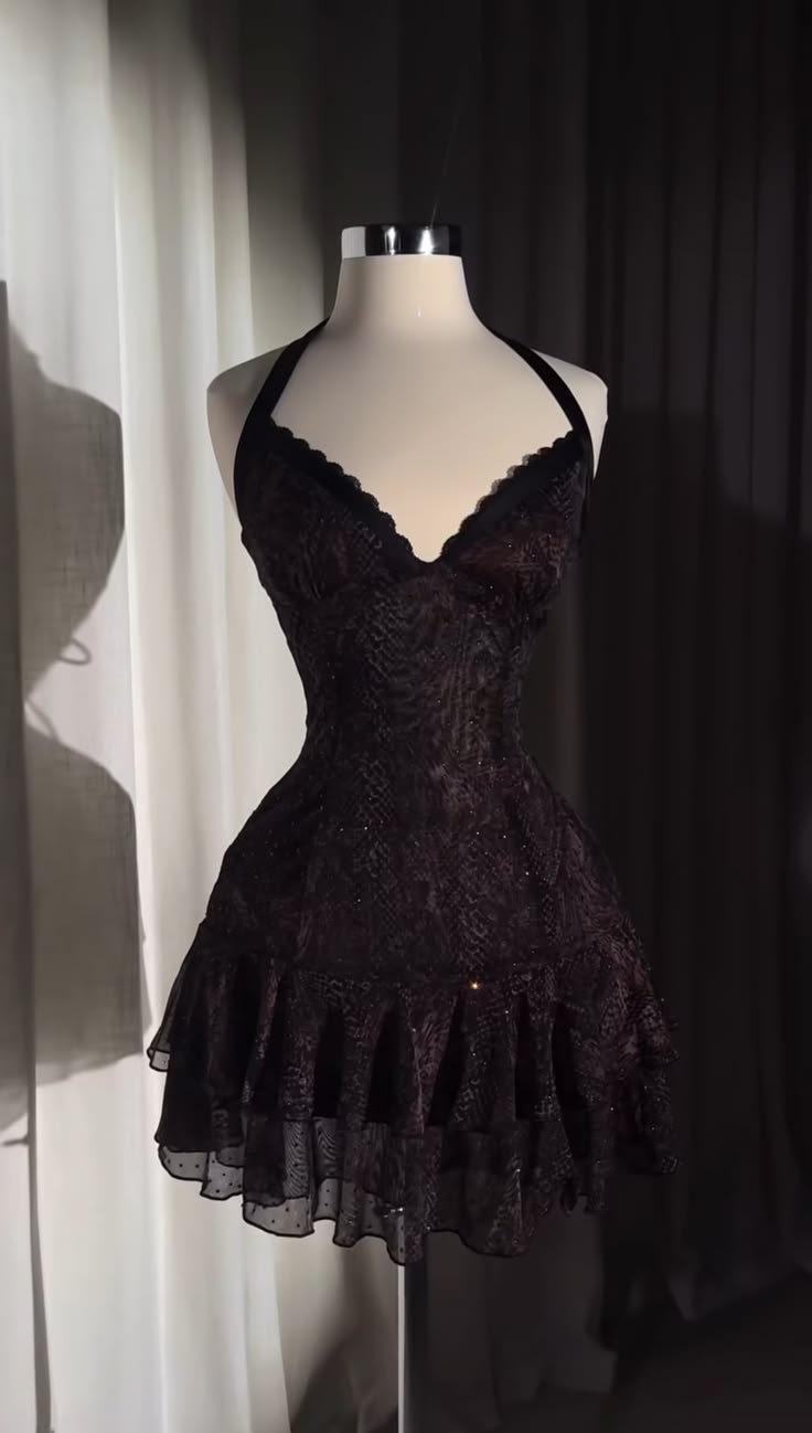 Sexy Halter Black  Homecoming Dress A-Line Lace Birthday Dress ED08252