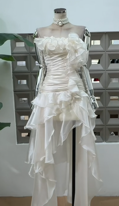 Einfaches trägerloses Partykleid Etui-Elfenbeinkleid zum Geburtstag Ärmelloses Chiffon-Heimkehrkleid ED08289