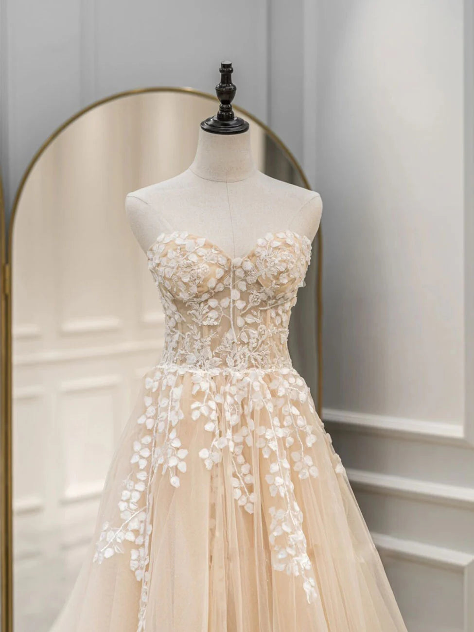 Robe de bal longue bleue en tulle et dentelle, décolleté en cœur, coupe trapèze, robe de remise de diplôme formelle en dentelle ED0830