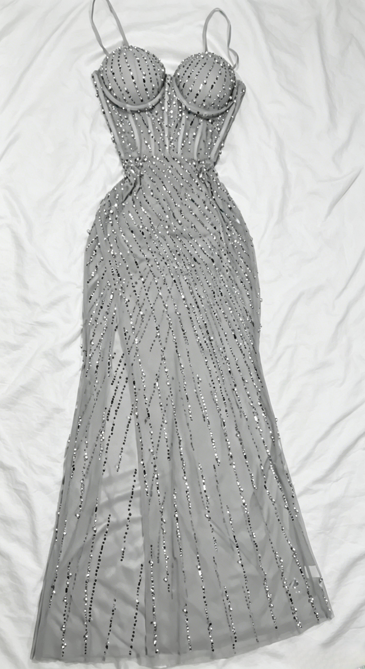 Elegantes graues Abschlussballkleid Spaghettiträger Etui Chiffon Pailletten Langes Abendkleid mit Schlitz ED08311
