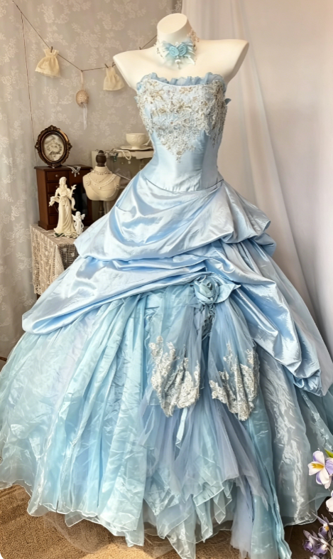 Gorgeous Strapless Ball Gown Quinceanera Dress Satin Tulle Blue Sweet 16 Dress ED08322
