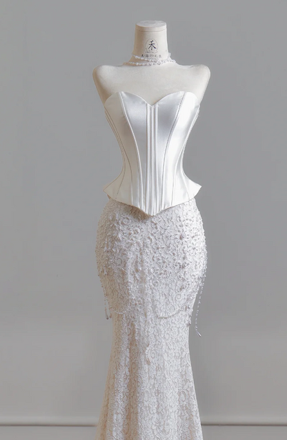 Robe de mariée sirène chic en satin et dentelle pour mariée ED08325