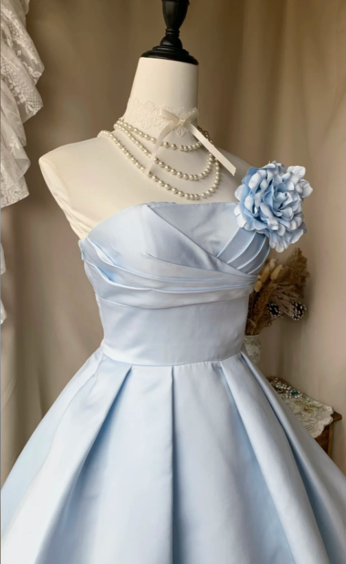 Robe de bal chic bleu sans bretelles en satin pour anniversaire, robe de soirée trapèze ED08342