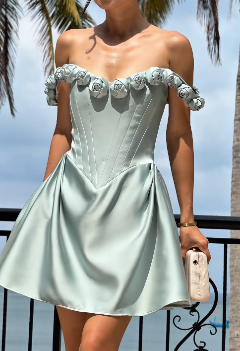 Schickes himmelblaues Homecoming-Kleid, schulterfreies Satin-Geburtstagskleid, A-Linien-Abschlussfeierkleid ED08346