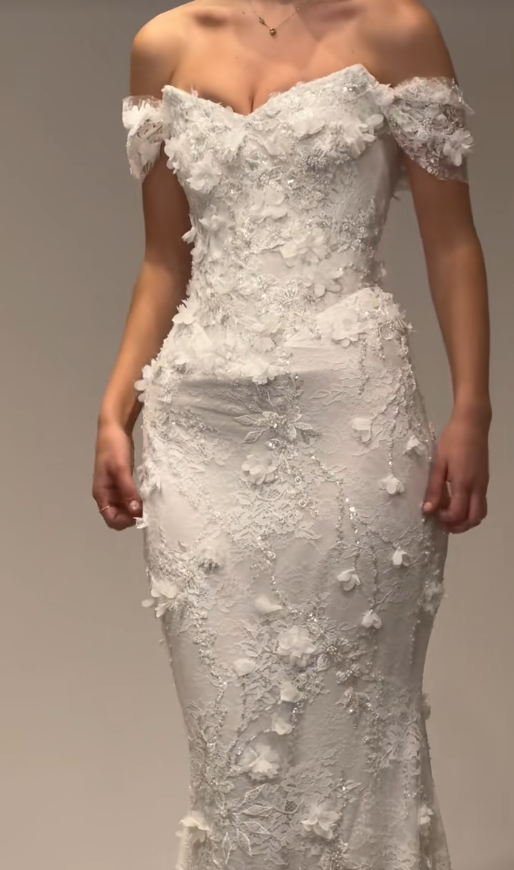 Classy White Wedding Dress Off-shoulder Mermaid Bridal Gown Appliques Lace Bridal Dress ED08357