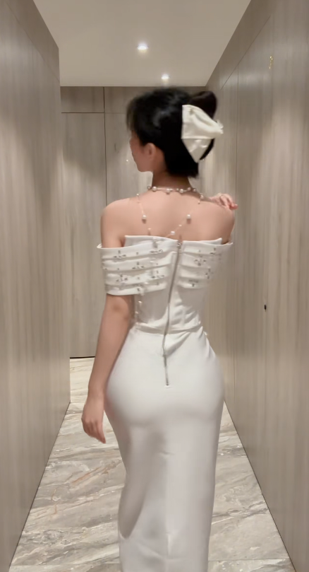Glam Off-shoulder Sheath Satin Long Evening Dress White Prom Dress  ED08462