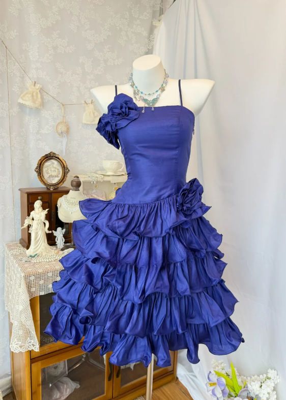 Elegant Purple Homecoming Dress Spaghetti Straps A-Line Satin Birthday Dress Sleeveless Graduation Party Dress ED08489