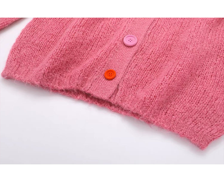 Rosafarbene Strickjacke mit Rundhalsausschnitt und Knöpfen, bunt, ED0870