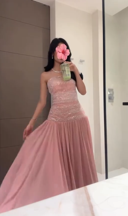 Elegantes pinkes Abiballkleid trägerlos Scheide Perlen Chiffon langes Abendkleid ED08726